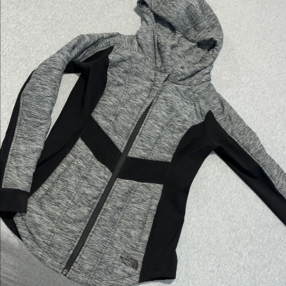The North Face Women's Gray and Black Jacket